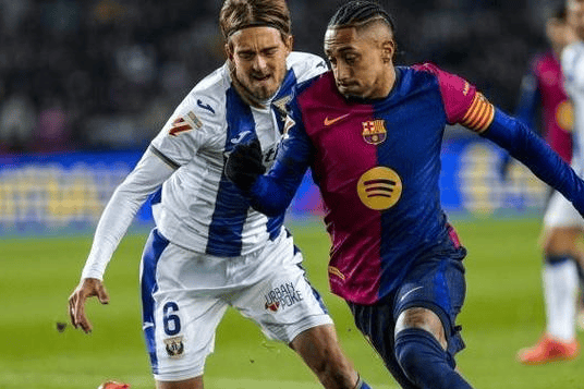 5000万欧级飞翼拒绝英超诱惑！拉菲尼亚表忠心：弗里克让我愿为巴萨死磕