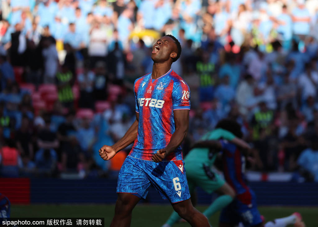 痛骂皇马成为皇马！曝利物浦胜阿森纳 夺三狮主力芳心